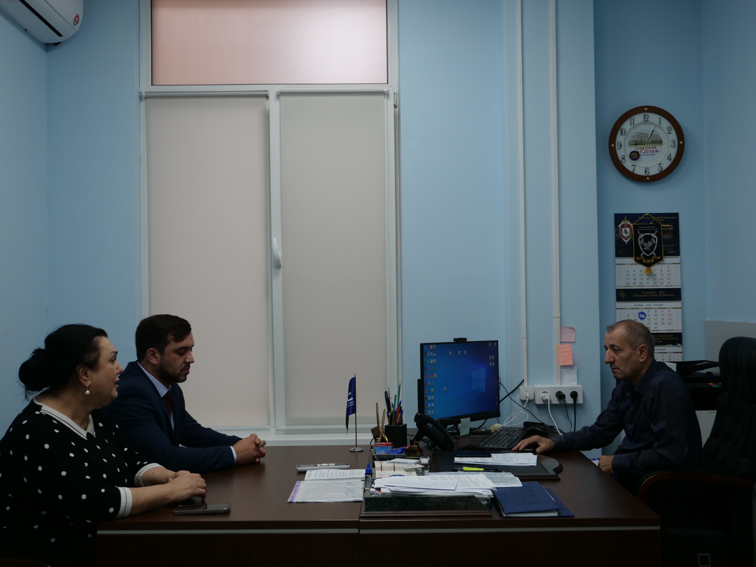 Камал Галбацов ознакомился с деятельностью Паспортно-визового сервиса МВД России в Махачкале